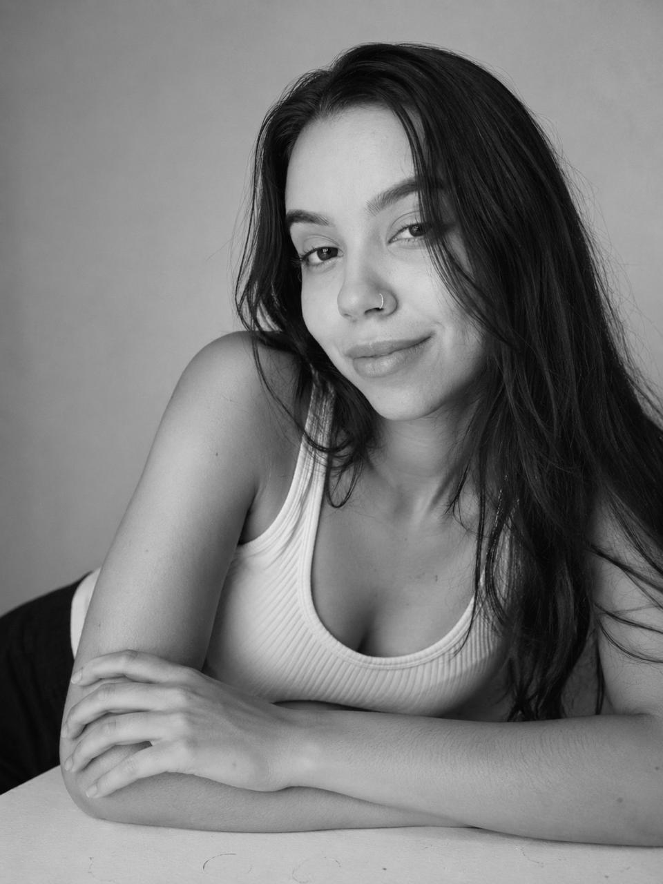 Nina, Studio Madá